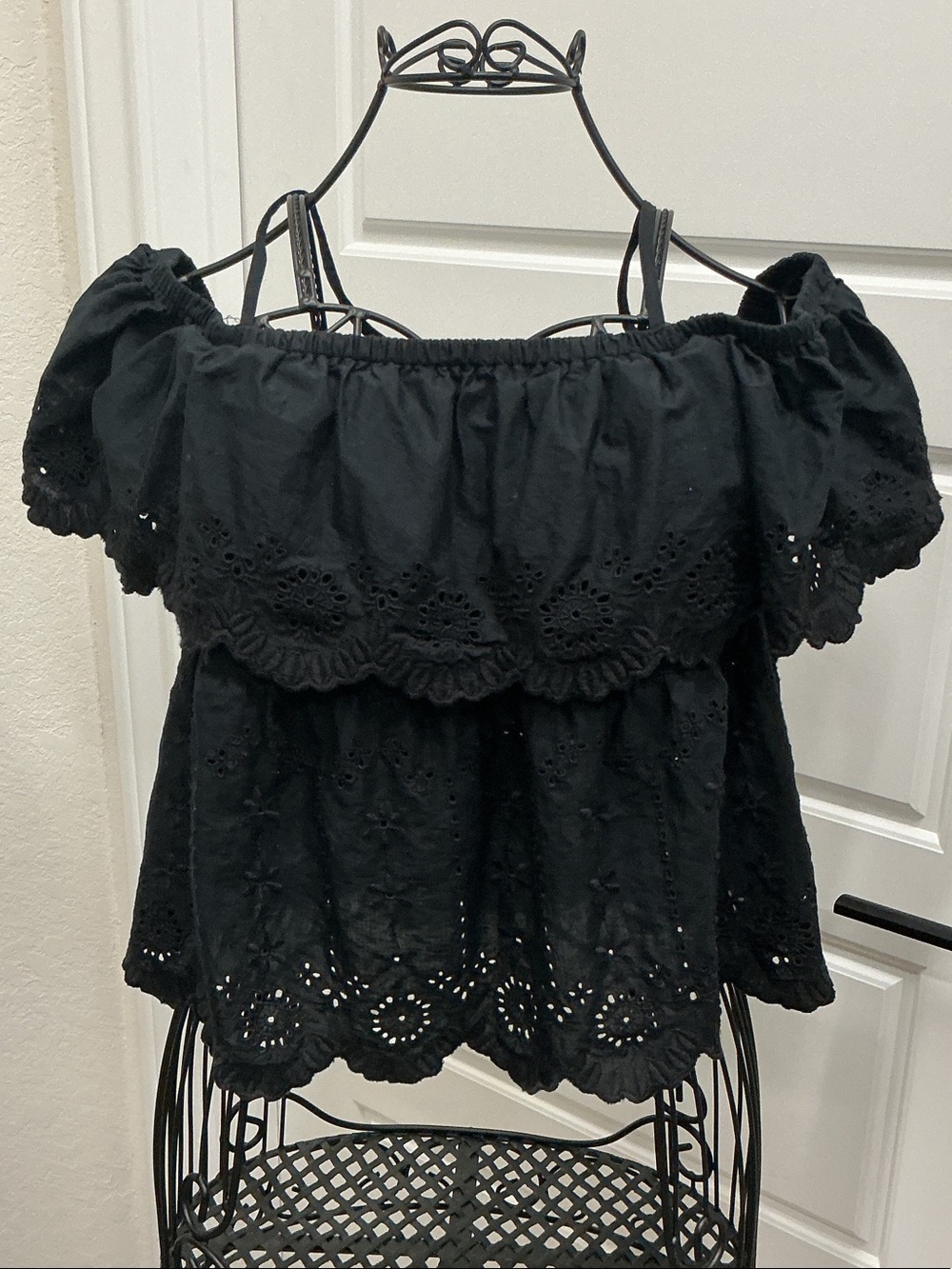 Old Navy Black Off-Shoulder Eyelet Crop Top